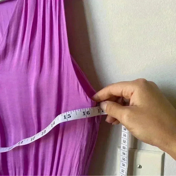 Banana Republic Goddess Dress Flowy Dress - Perfect for Office Attire - Size 0 - Picture 3 of 16